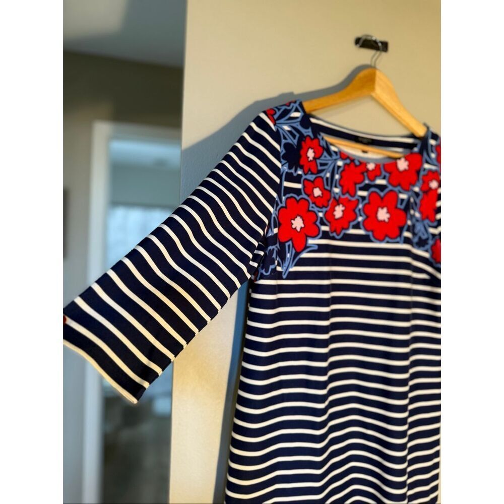 Talbots Size L Petite Blue & White Stripe Shift Dress Red Floral Neck 3/4 Sleeve - Picture 9 of 12